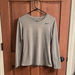 Nike Heather Gray Long Sleeve Top